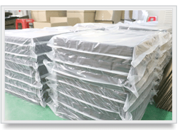 PP电子5金狮触摸屏厂家包装流程①