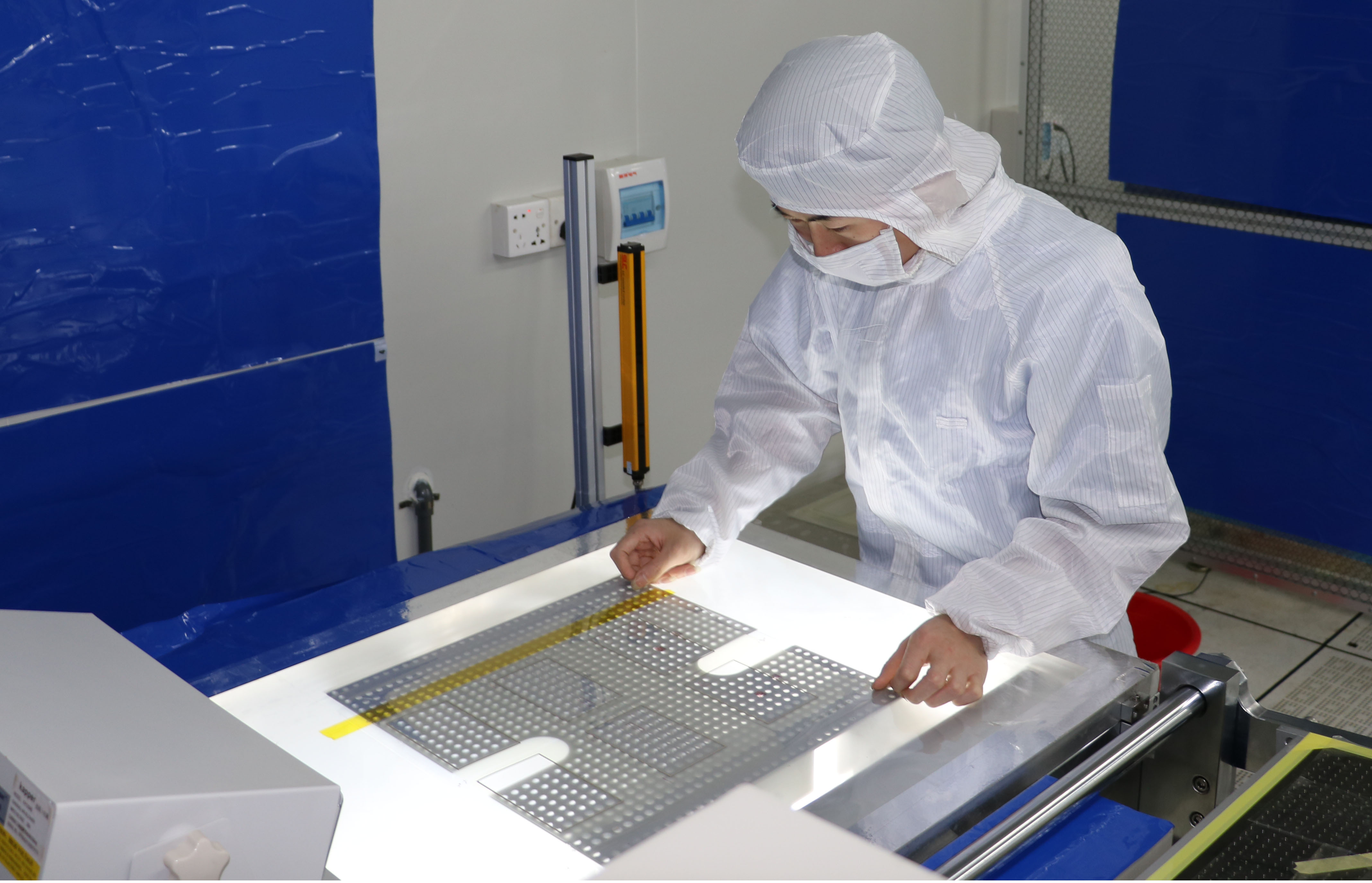 PP电子5金狮工业触摸屏